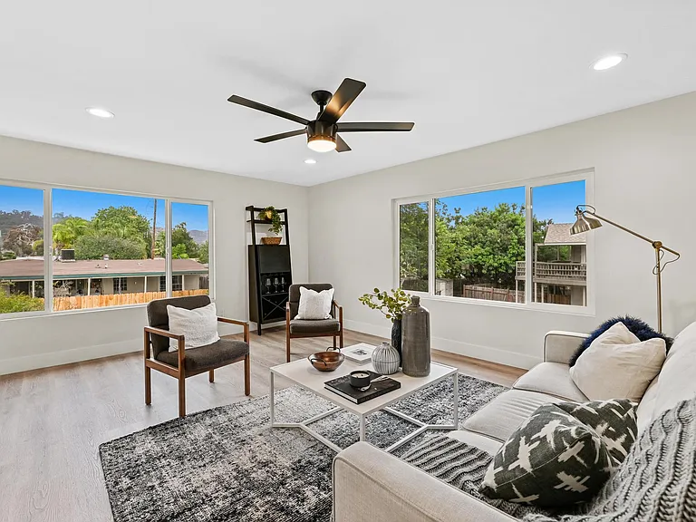 1162 Erica St — Photo 37