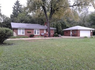 1406 83rd St, Downers Grove, IL 60516