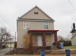 735 1st St NW, Grand Rapids, MI 49504