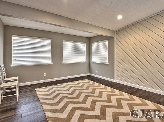 Wood Laminate Floors