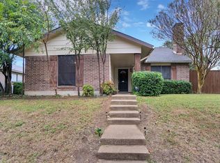 757 Holly Oak Dr, Lewisville, TX 75067