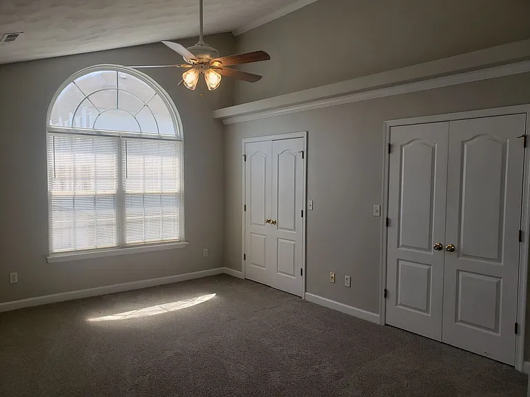 8129 Redmon Rd #B — Photo 10