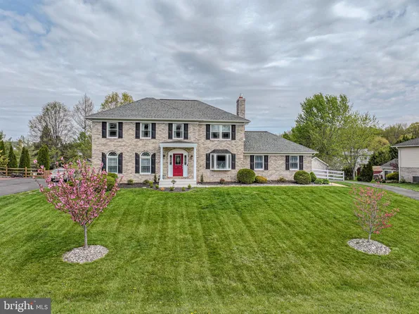 129 Honora Dr, Bear, DE 19701