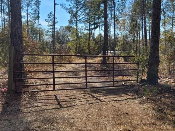 2659 Jess Guest Rd, Dewy Rose, GA 30634