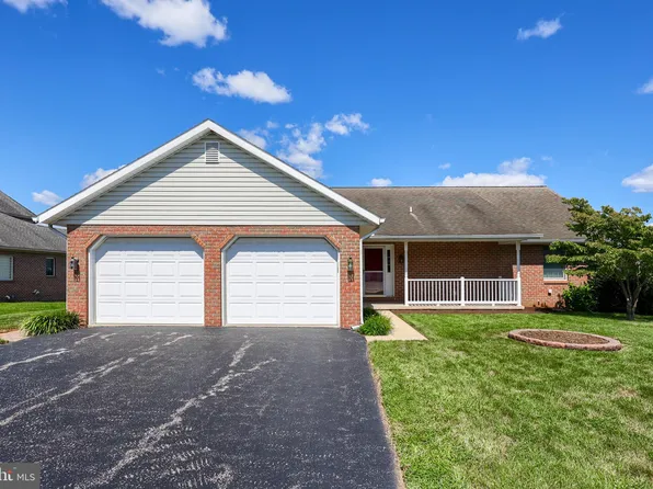 2330 Mountain View Dr, Dover, PA 17315