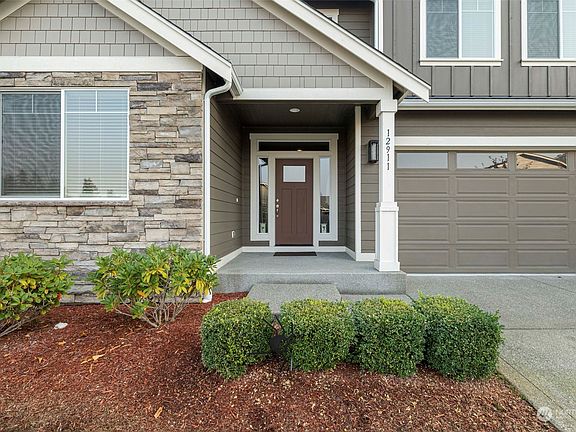 Great location.  No need to drive further out!>