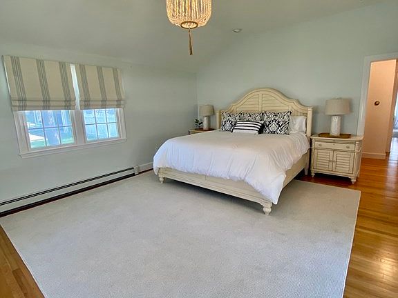 5th image of 11 Brooksweld Ln