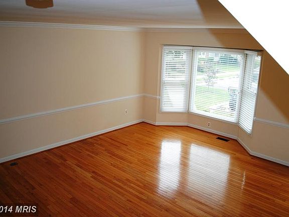 5th image of 3709 Ottawa Ct