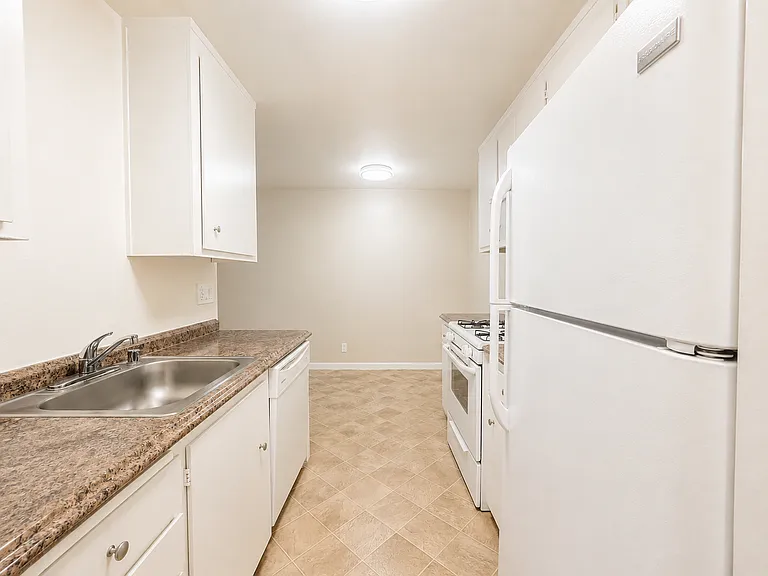 38500 Paseo Padre Pkwy #208 — Photo 3