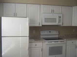 3309 Buckeye Ln, Fairfax, VA 22033