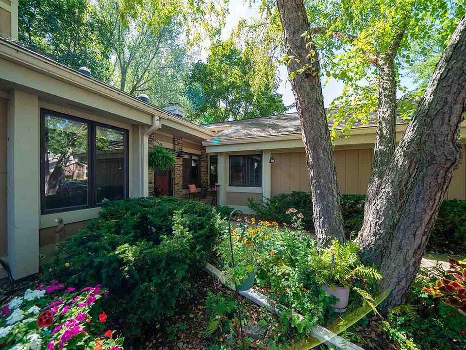 1st image of 5961 Woodcreek Ln