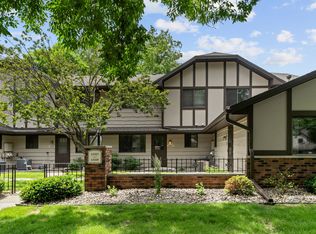 13317 Zenith Ln, Eden Prairie, MN 55346