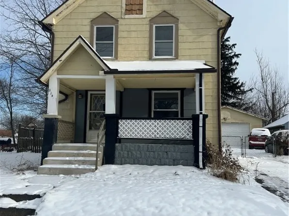 2241 7th St SW, Akron, OH 44314