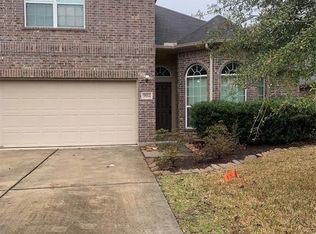 906 Summer Wood Blvd, Conroe, TX 77303