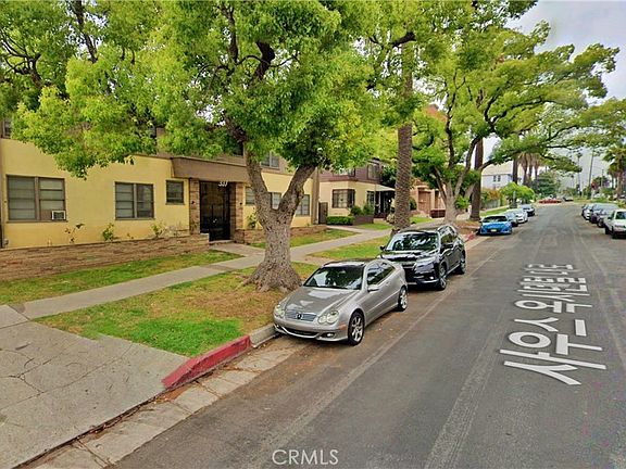 4th image of 337 S Occidental Blvd #18