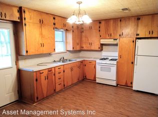 404 Meadow Dr, Gainesville, TX 76240