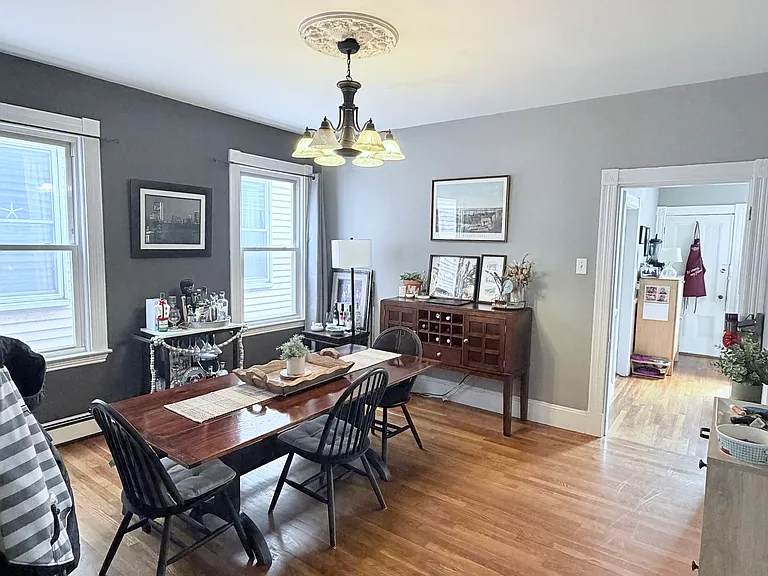 446 Windsor St #2 — Photo 12