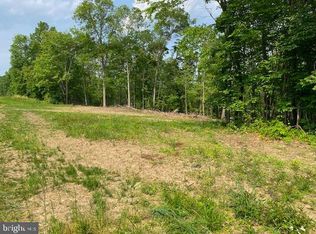 Clone Run Rd, Hedgesville, WV 25427