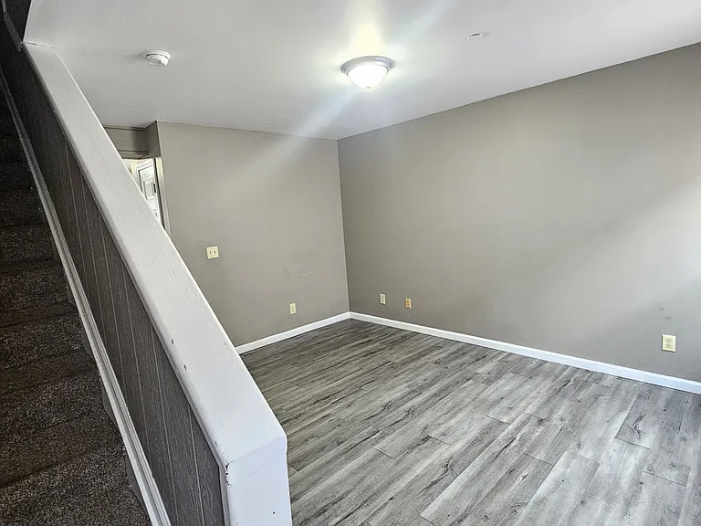 514 S Beveridge St #3 — Photo 4