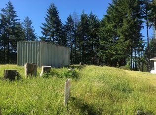 189 & 177 Hickory Rd, Whitethorn, CA 95589