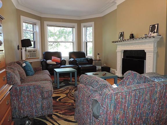 4th image of 104 Keeney St #2