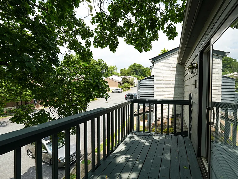 321 Harvest Dr — Photo 8