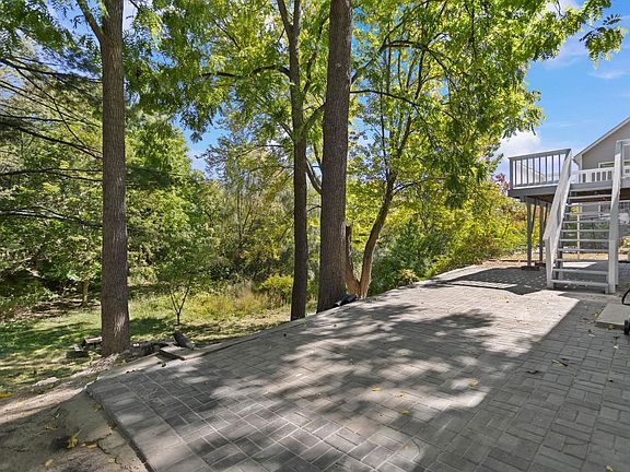 2nd image of 755 Mammoth Road