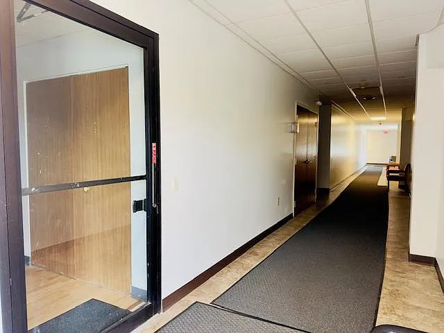 18 Sportsman Dr — Photo 11
