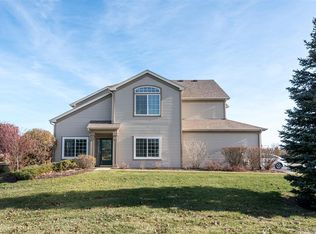 959 Asbury Dr, Aurora, IL 60502