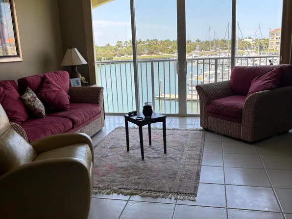 14 Harbour Isle Dr Unit 301, Fort Pierce, FL 34949