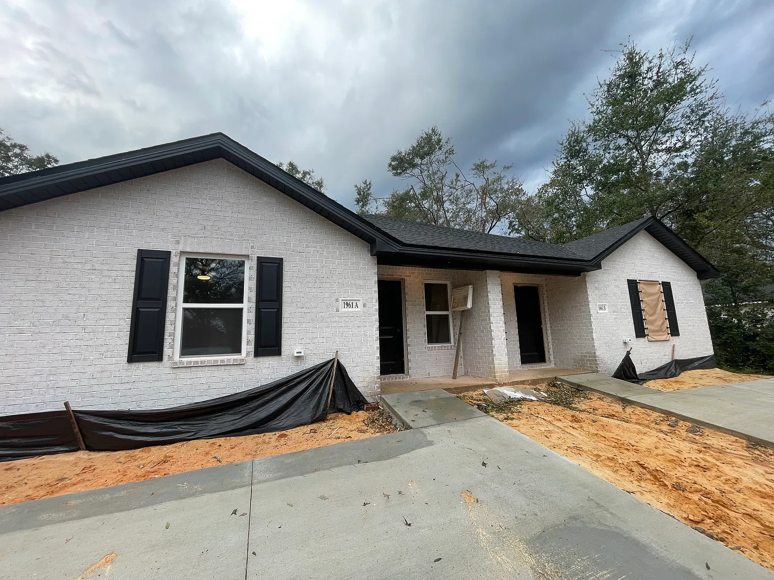 3 bed, 1109 sqft, $1,600 — Photo 1