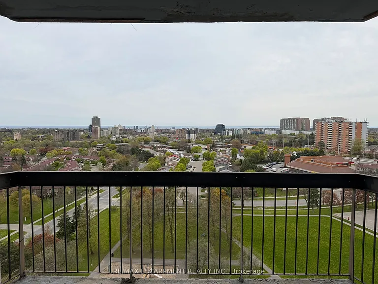 50 Mississauga Valley Blvd #1516 — Photo 15