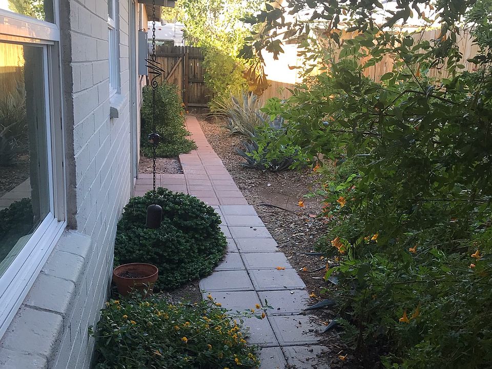 1st image of 909 E Medlock Dr