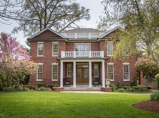 131 Longcommon Rd, Riverside, IL 60546