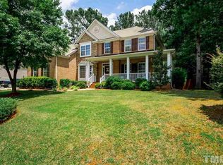 5221 Dutch Elm Dr, Apex, NC 27539
