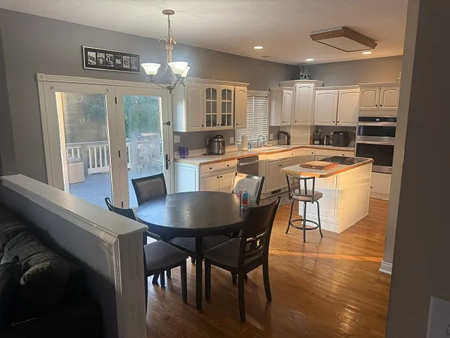 4 bed, 4202 sqft, $2,900 — Photo 2