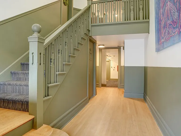 Raintree Apartments — Photo 21