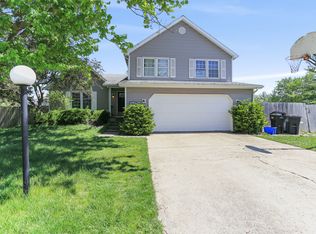 4023 Danbury Dr, Champaign, IL 61822