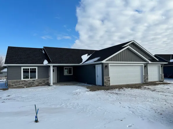 1660 Hurst Castle Rd, Saint Cloud, MN 56303