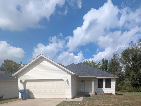 2729 W Delmar Street, Springfield, MO 65802
