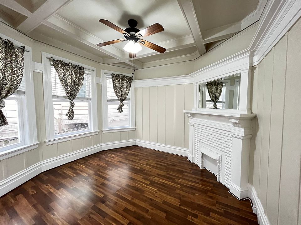 1st image of 500-522 Lyon St #512