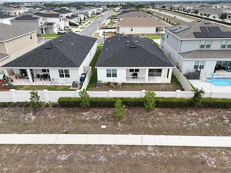3130 Norcott Dr — Photo 28