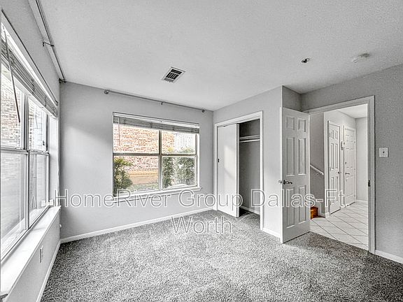 5th image of 704 Oakbrook Dr
