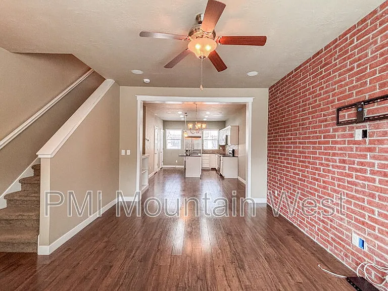 420 N Main St #29 — Photo 14