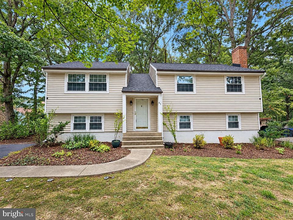 1st image of 67 Devonne Dr
