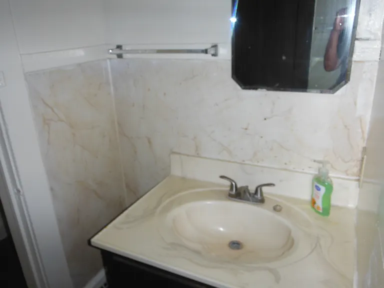 1005 Broad Ave NW #201 — Photo 6