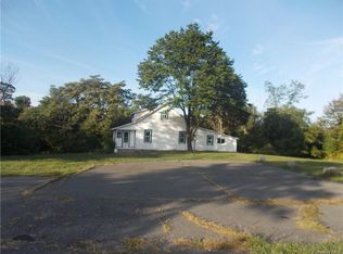 28 Allen Dr, Middletown, NY 10940