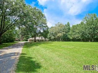 37455 Reinninger Rd, Denham Springs, LA 70706
