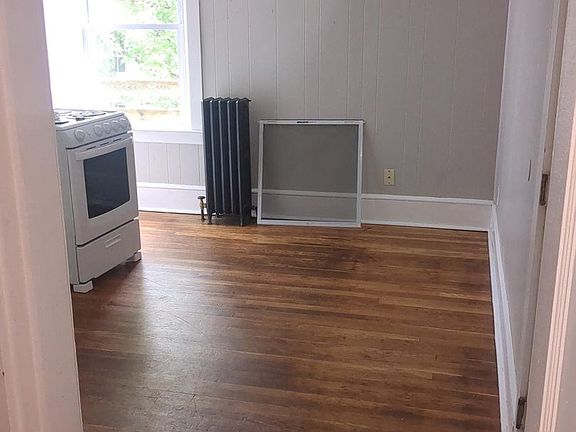 3rd image of 9-11 Worster St #3