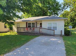 107 E Leona St, Clinton, MO 64735